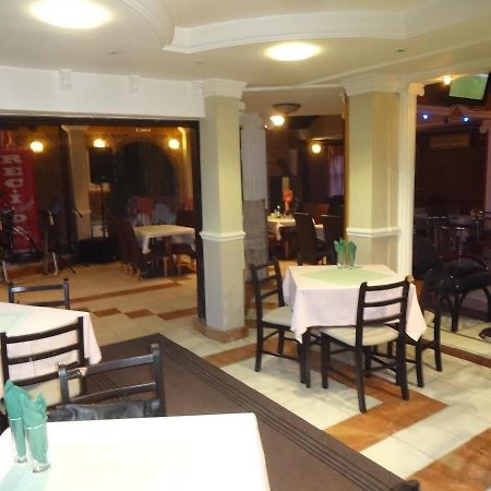 Motel Zoka Dvorovi Εξωτερικό φωτογραφία