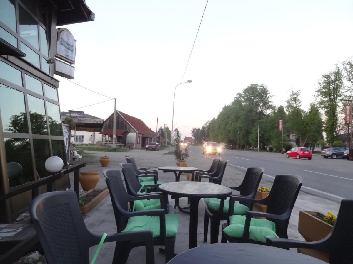 Motel Zoka Dvorovi Εξωτερικό φωτογραφία